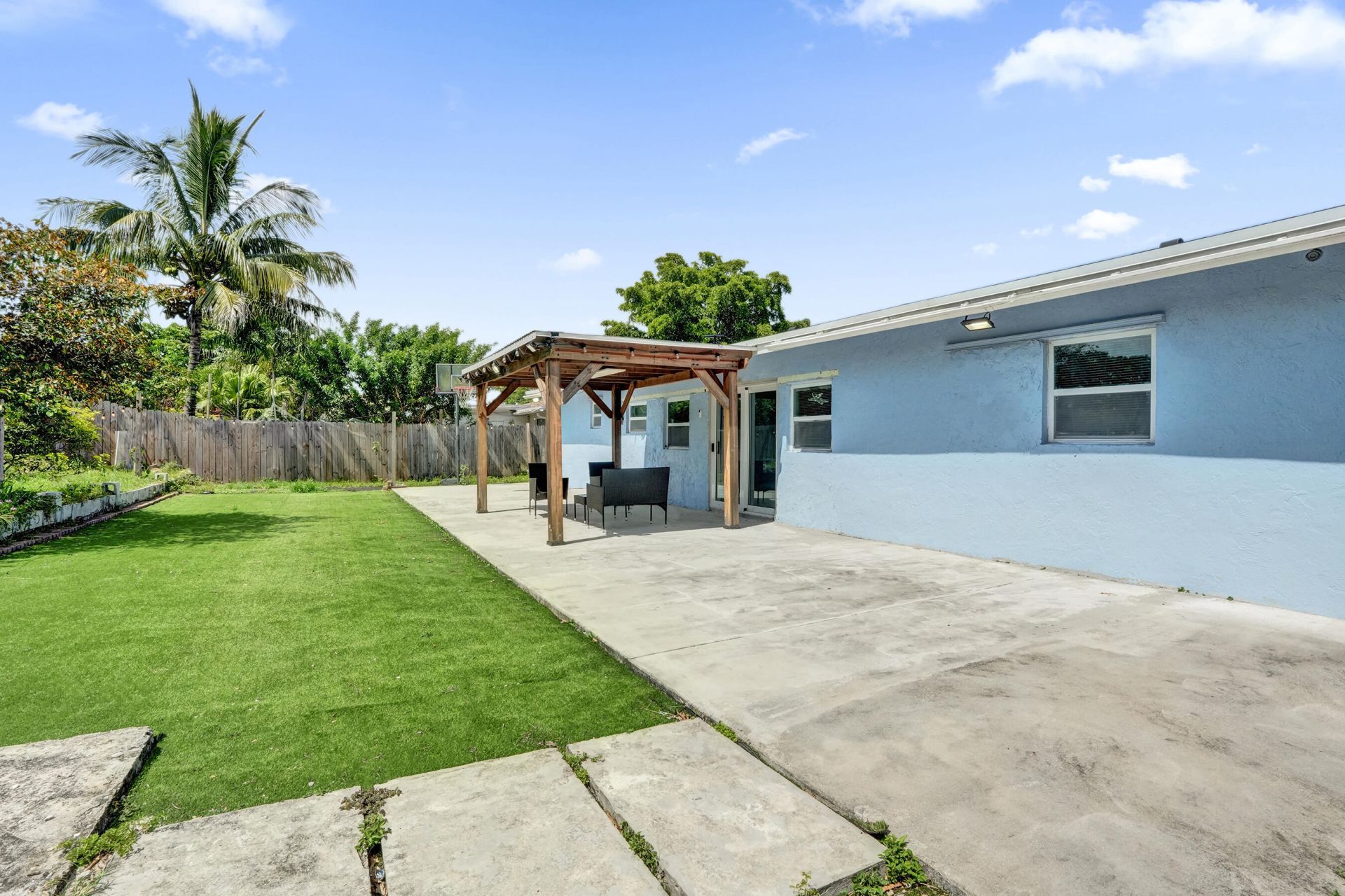 855 NW 80th Terrace, Margate, FL 33063 Photo