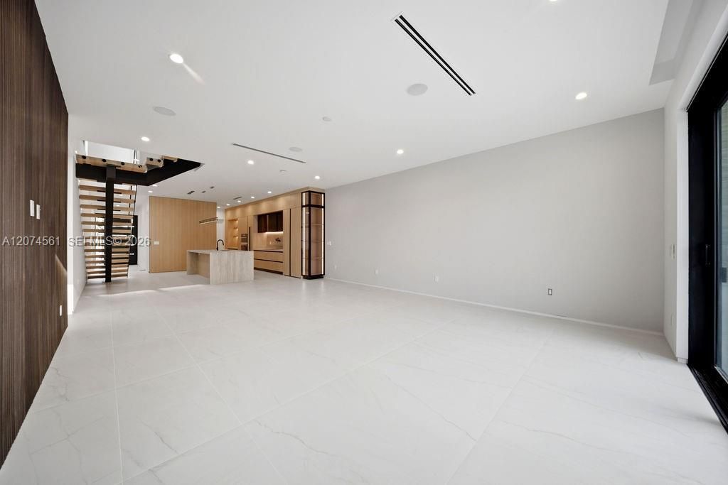1334 NE 16 Ter , Fort Lauderdale, FL 33304 Photo