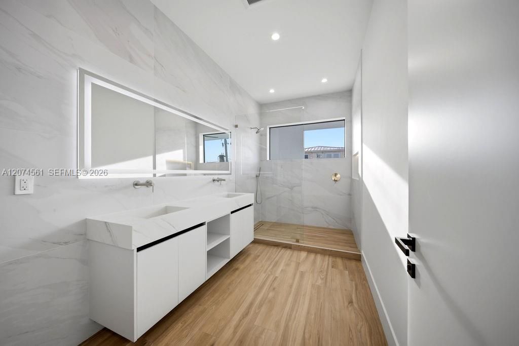 1334 NE 16 Ter , Fort Lauderdale, FL 33304 Photo