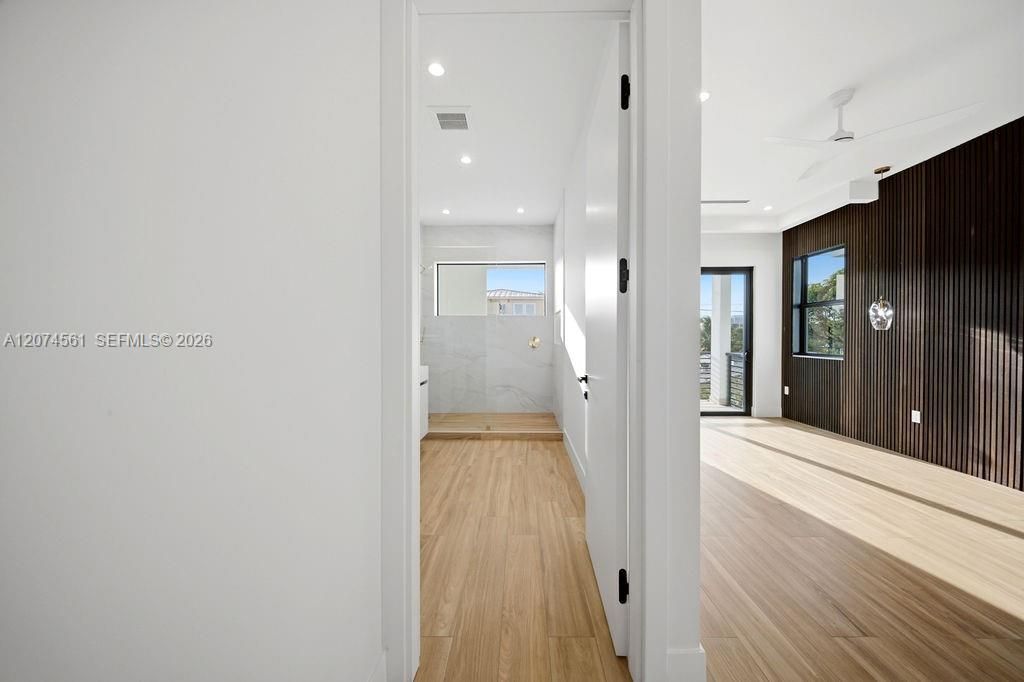1334 NE 16 Ter , Fort Lauderdale, FL 33304 Photo