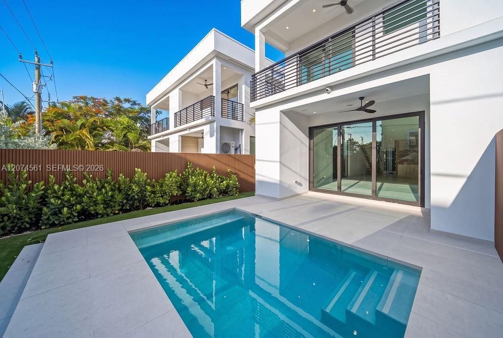 1334 NE 16 Ter , Fort Lauderdale, FL 33304 Photo