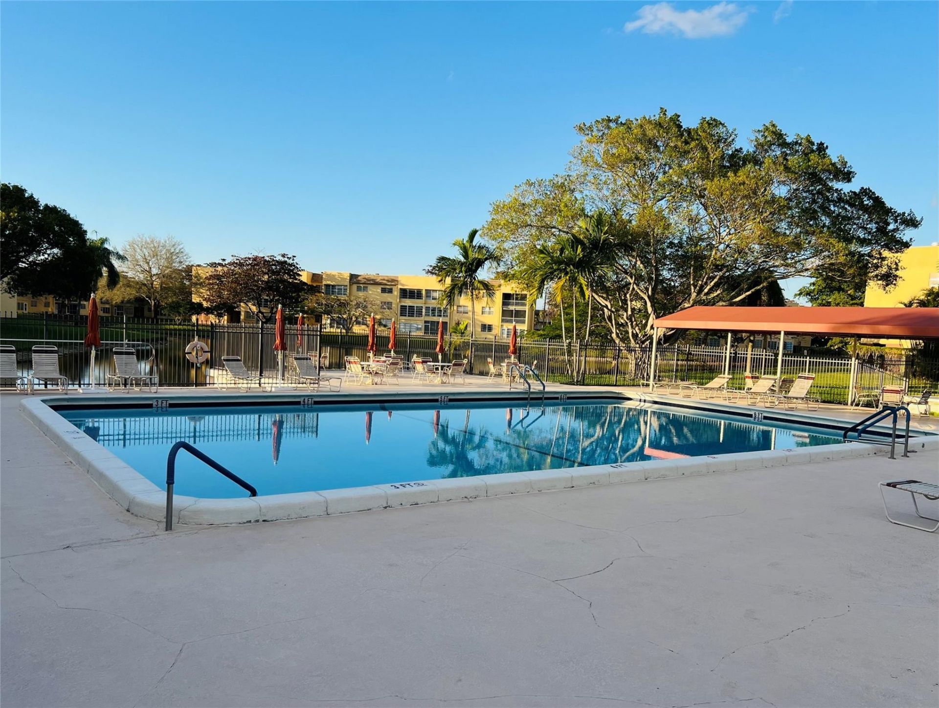 6090 NW 64th Avenue, Unit 212, Tamarac, FL 33319 Photo