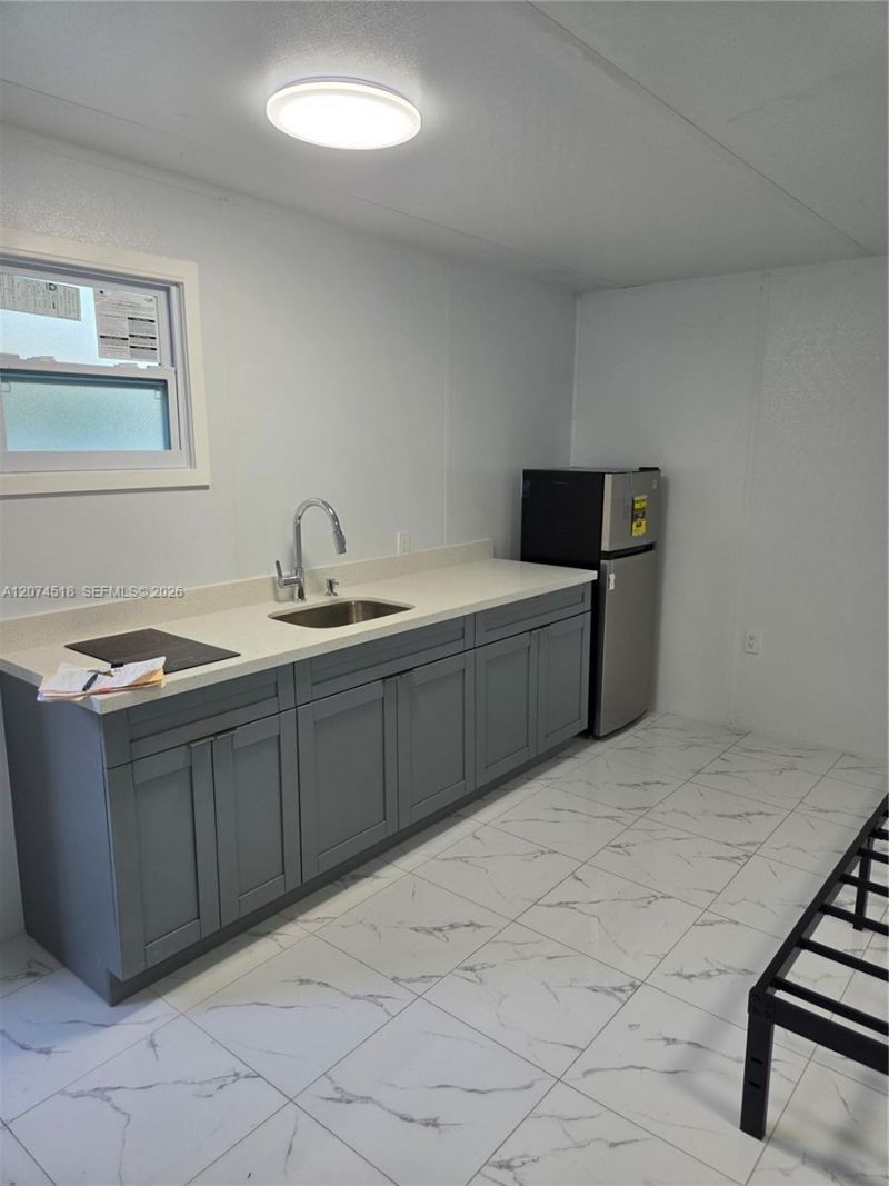 1760 NW 56th St, Unit REAR, Miami, FL 33142 Photo
