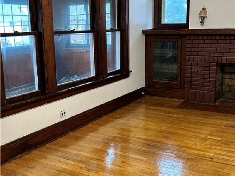 16122 Greyton Road, East Cleveland, OH 44112 Photo 4
