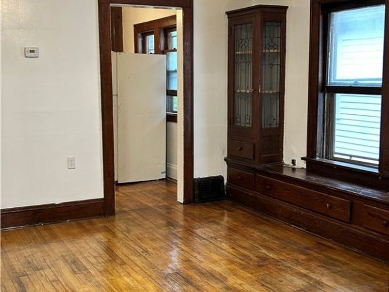16122 Greyton Road, East Cleveland, OH 44112 Photo 9