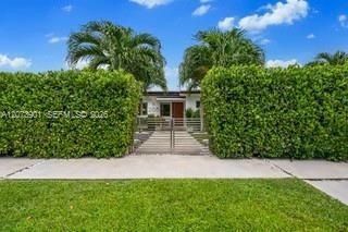 265 Fairway Dr , Miami Beach, FL 33141 Photo