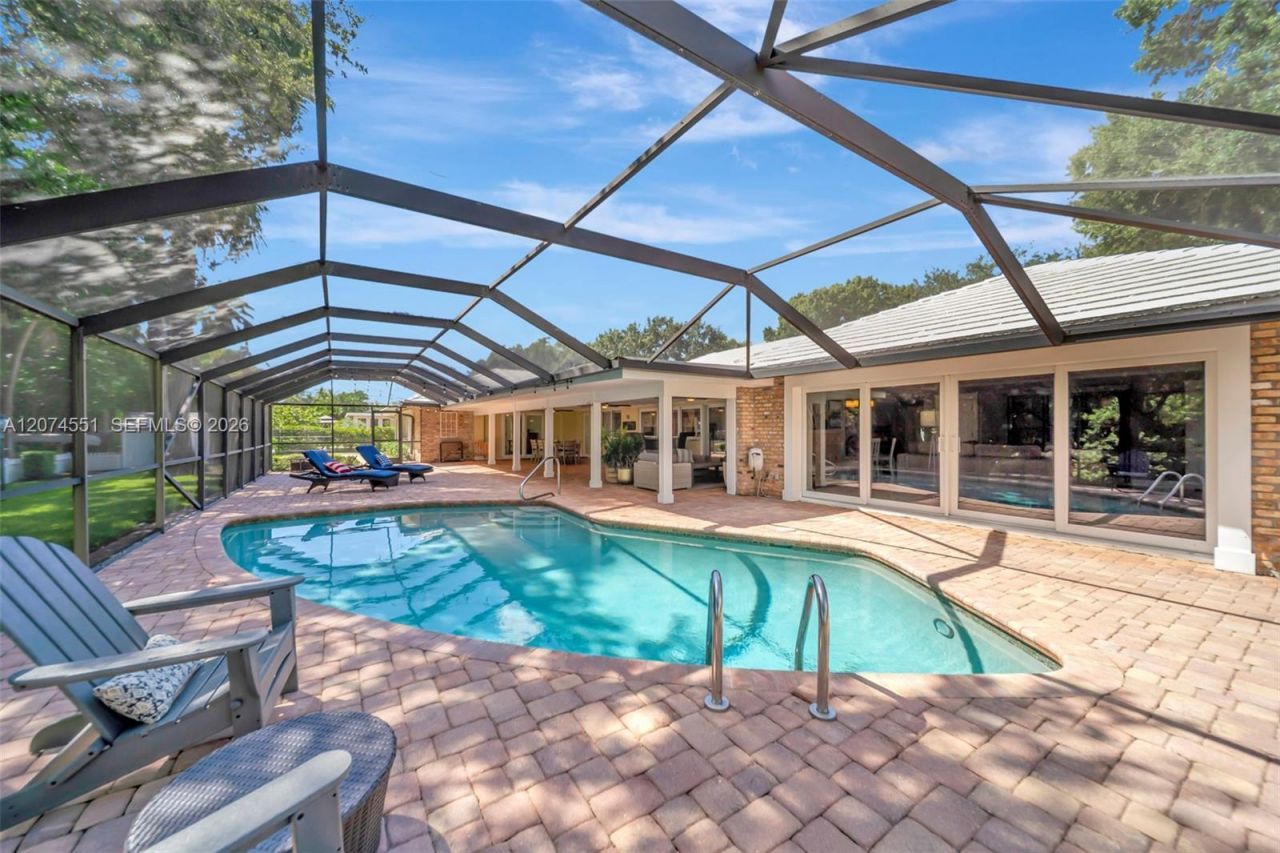 560 W Tropical Way, Plantation, FL 33317 Photo