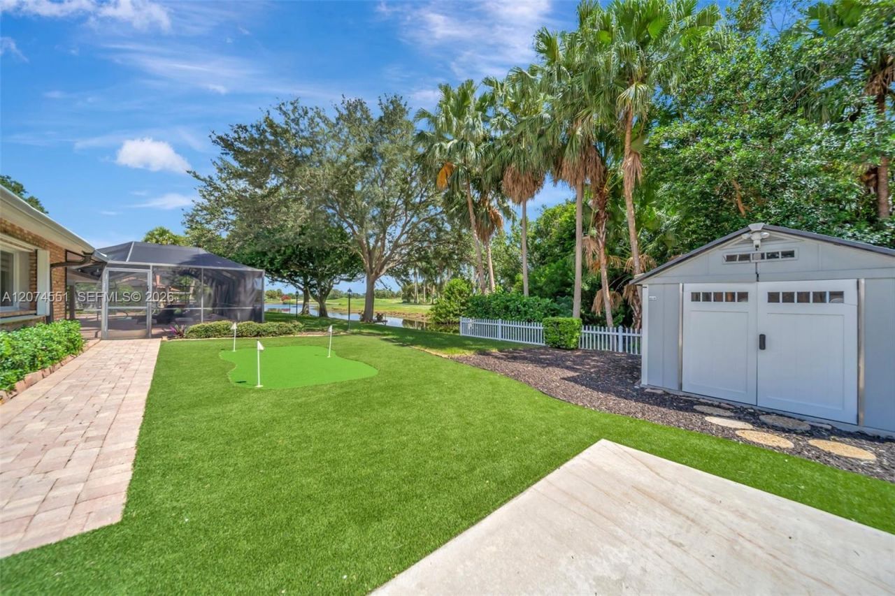 560 W Tropical Way, Plantation, FL 33317 Photo