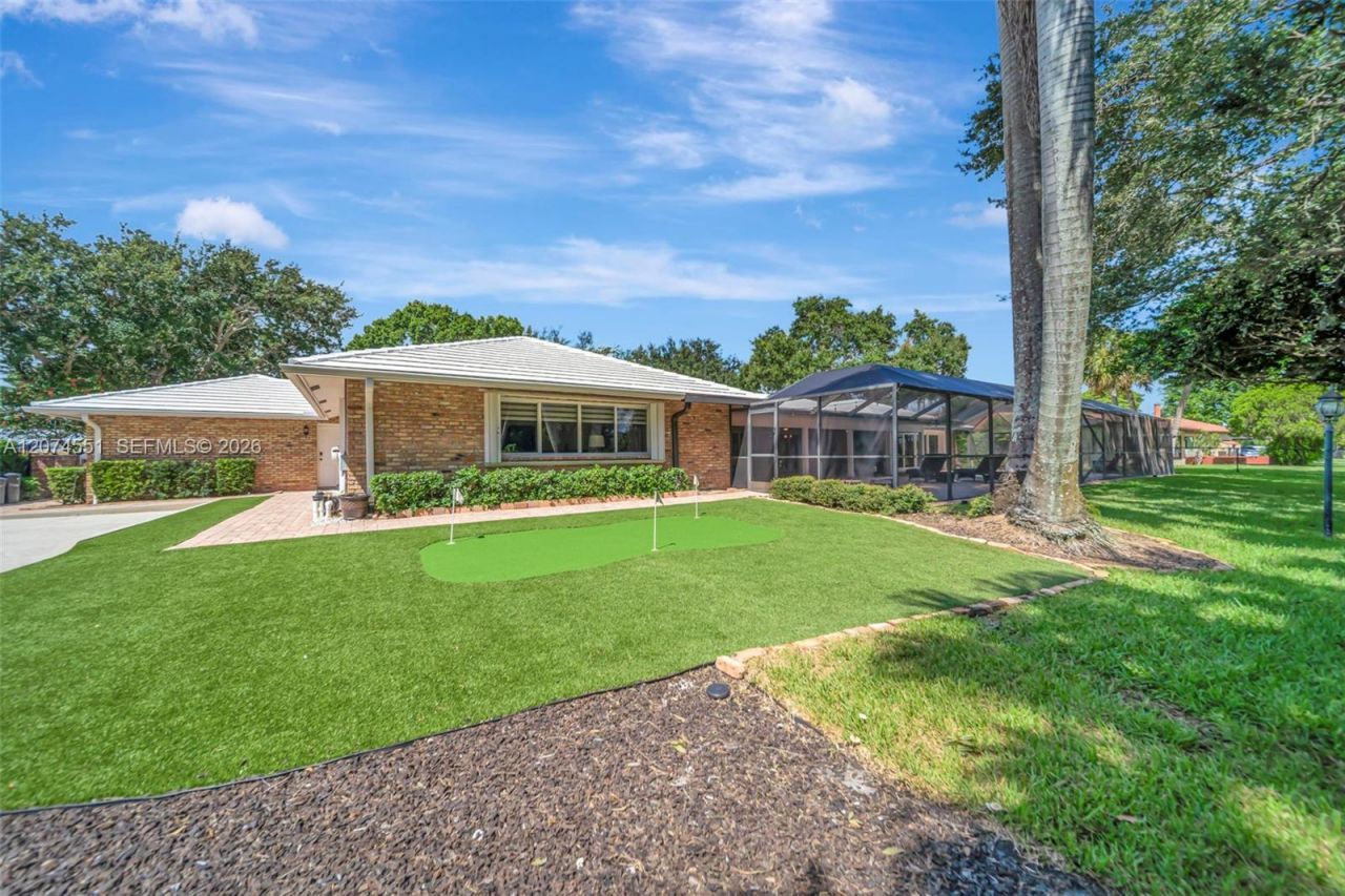 560 W Tropical Way, Plantation, FL 33317 Photo