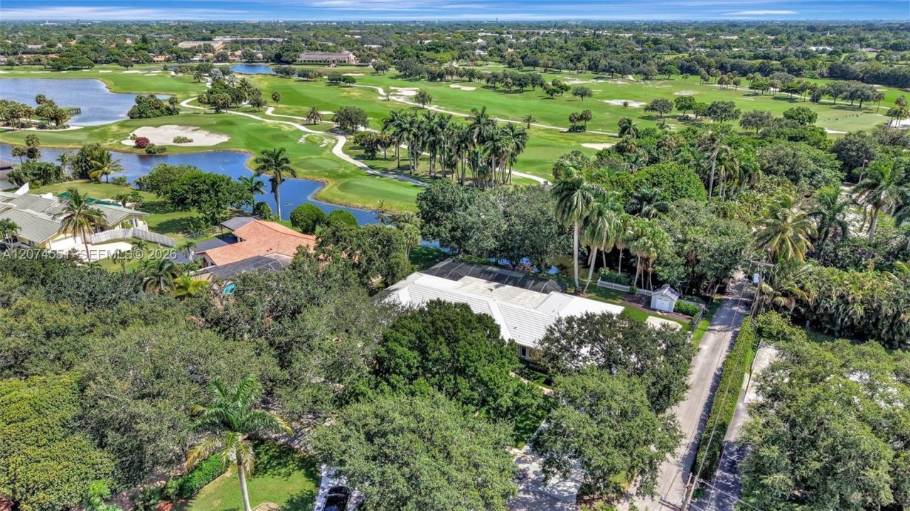 560 W Tropical Way, Plantation, FL 33317 Photo