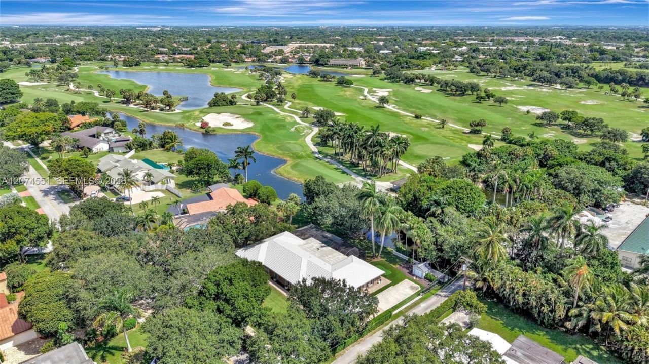 560 W Tropical Way, Plantation, FL 33317 Photo