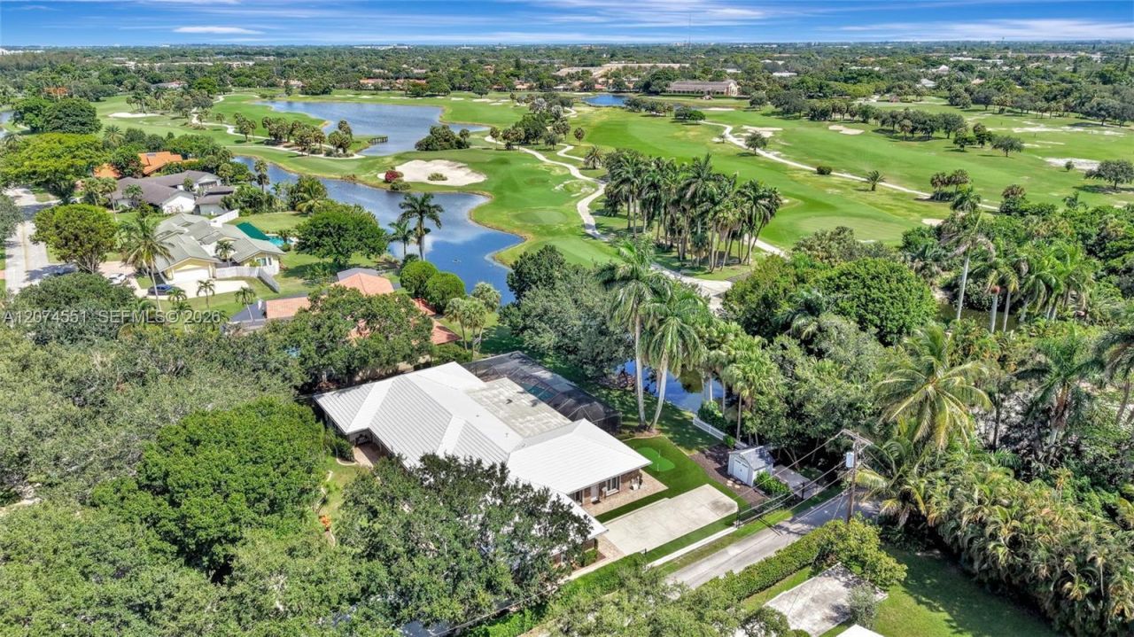 560 W Tropical Way, Plantation, FL 33317 Photo