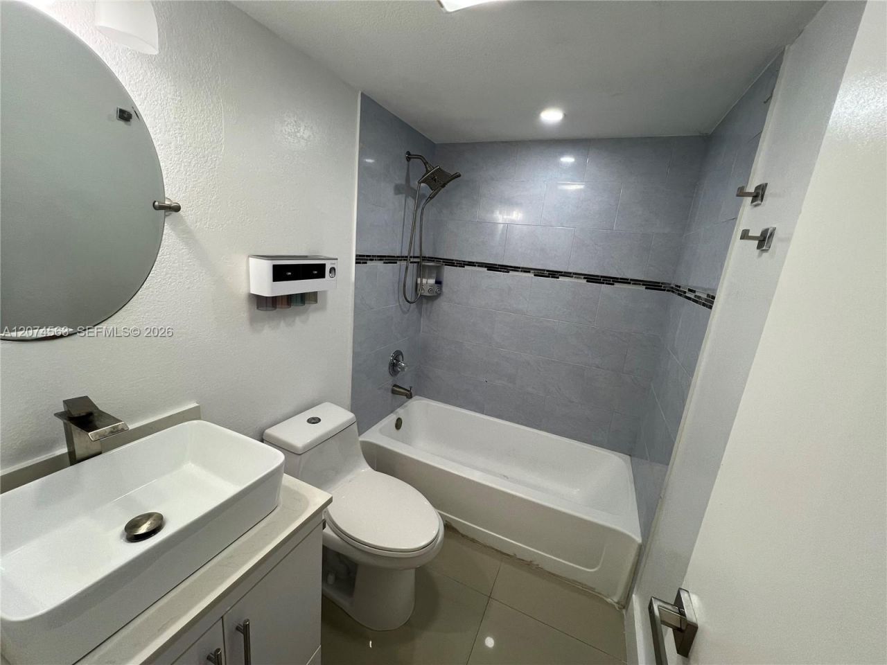 7785 W 30th Ct, Unit F-107, Hialeah, FL 33018 Photo