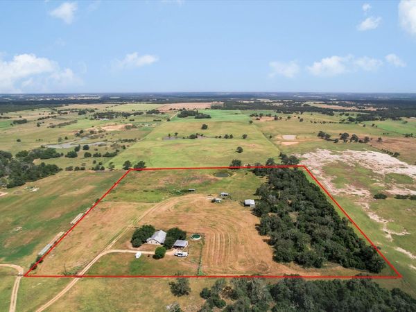 1170 Private Road 3241, Lincoln, TX 78948