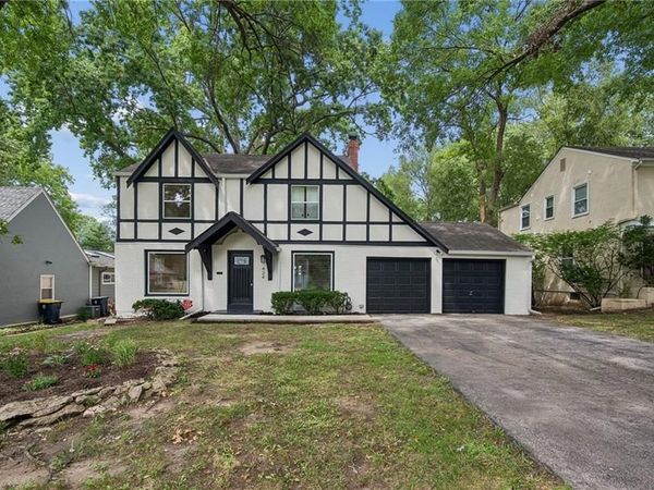 424 E 79th Terrace, Kansas City, MO 64131