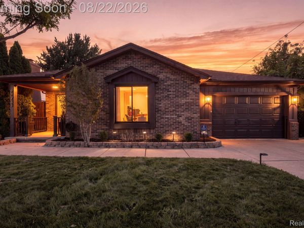 22733 Ridgeway Street, St Clair Shores, Mi 48080