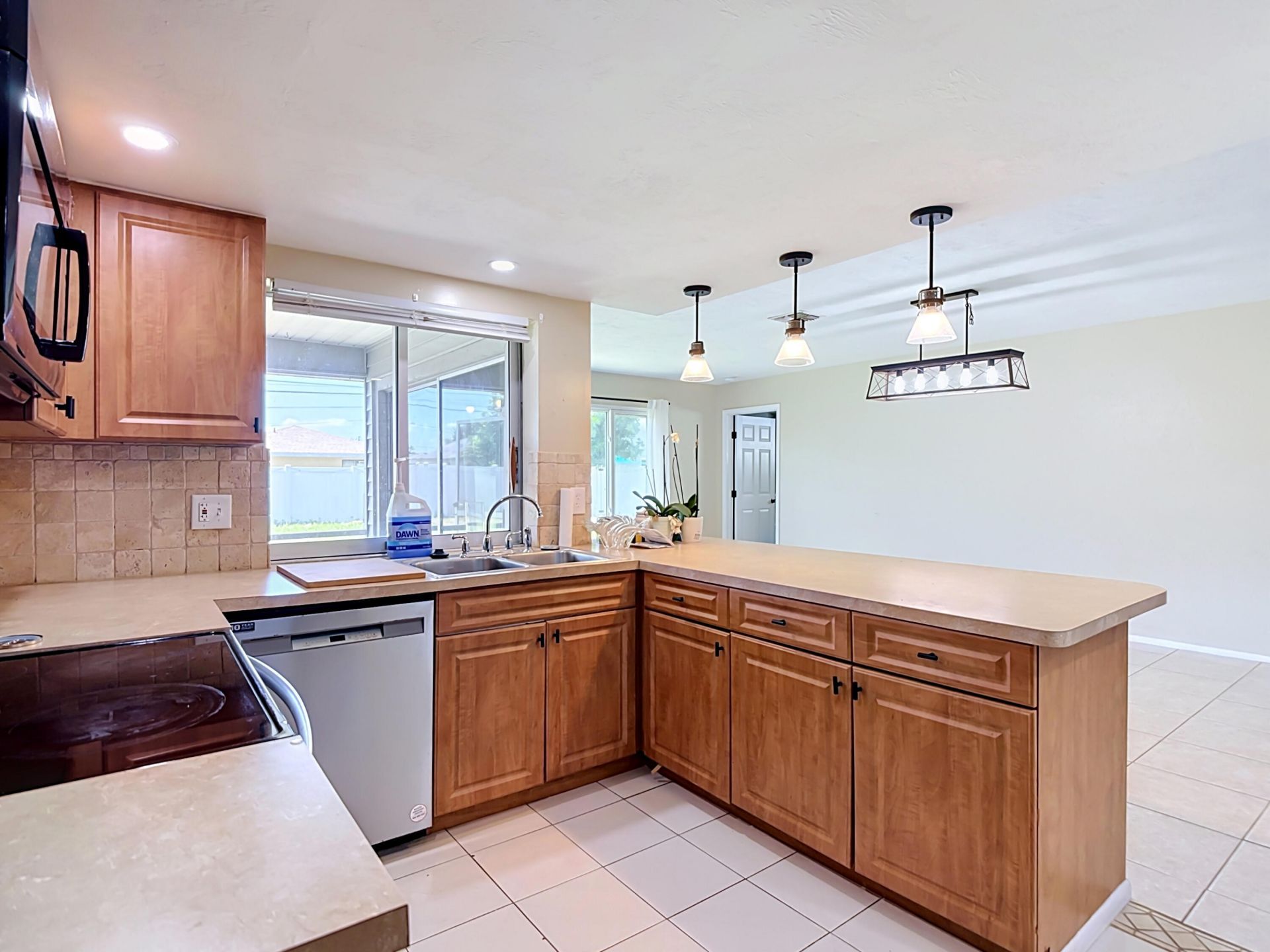1832 SE Van Loon Terrace, Cape Coral, FL 33990 Photo