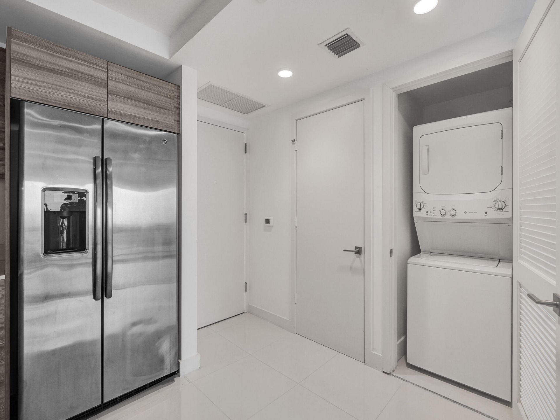121 NE 34th Street, Unit 1210, Miami, FL 33137 Photo