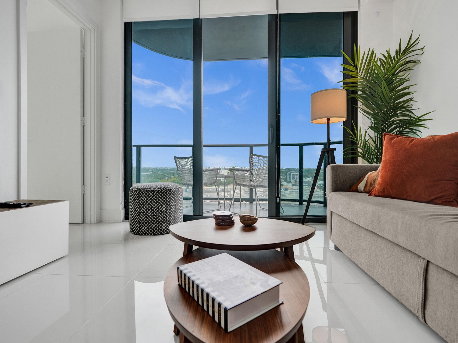 121 NE 34th Street, Unit 1210, Miami, FL 33137 Photo