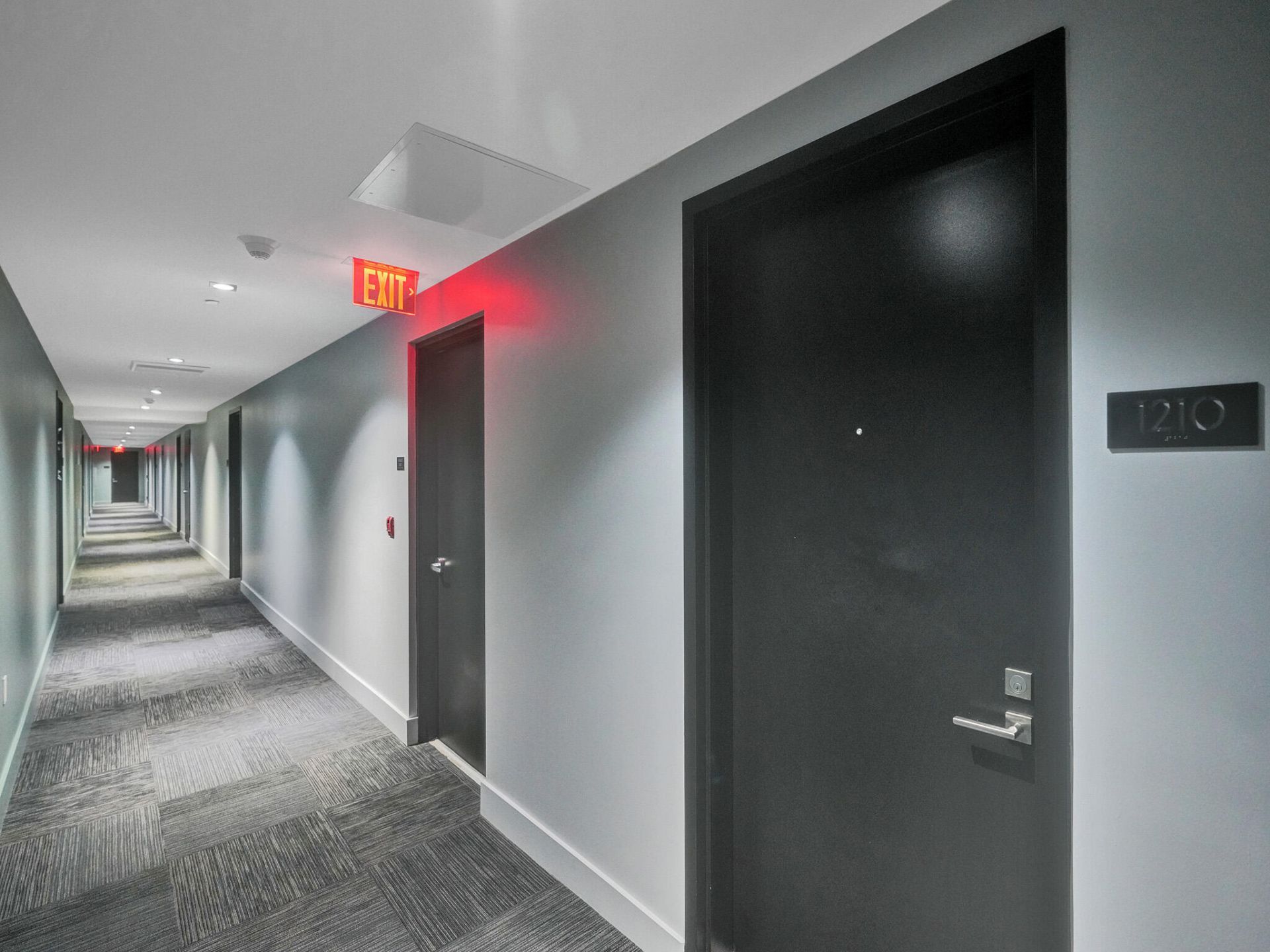 121 NE 34th Street, Unit 1210, Miami, FL 33137 Photo