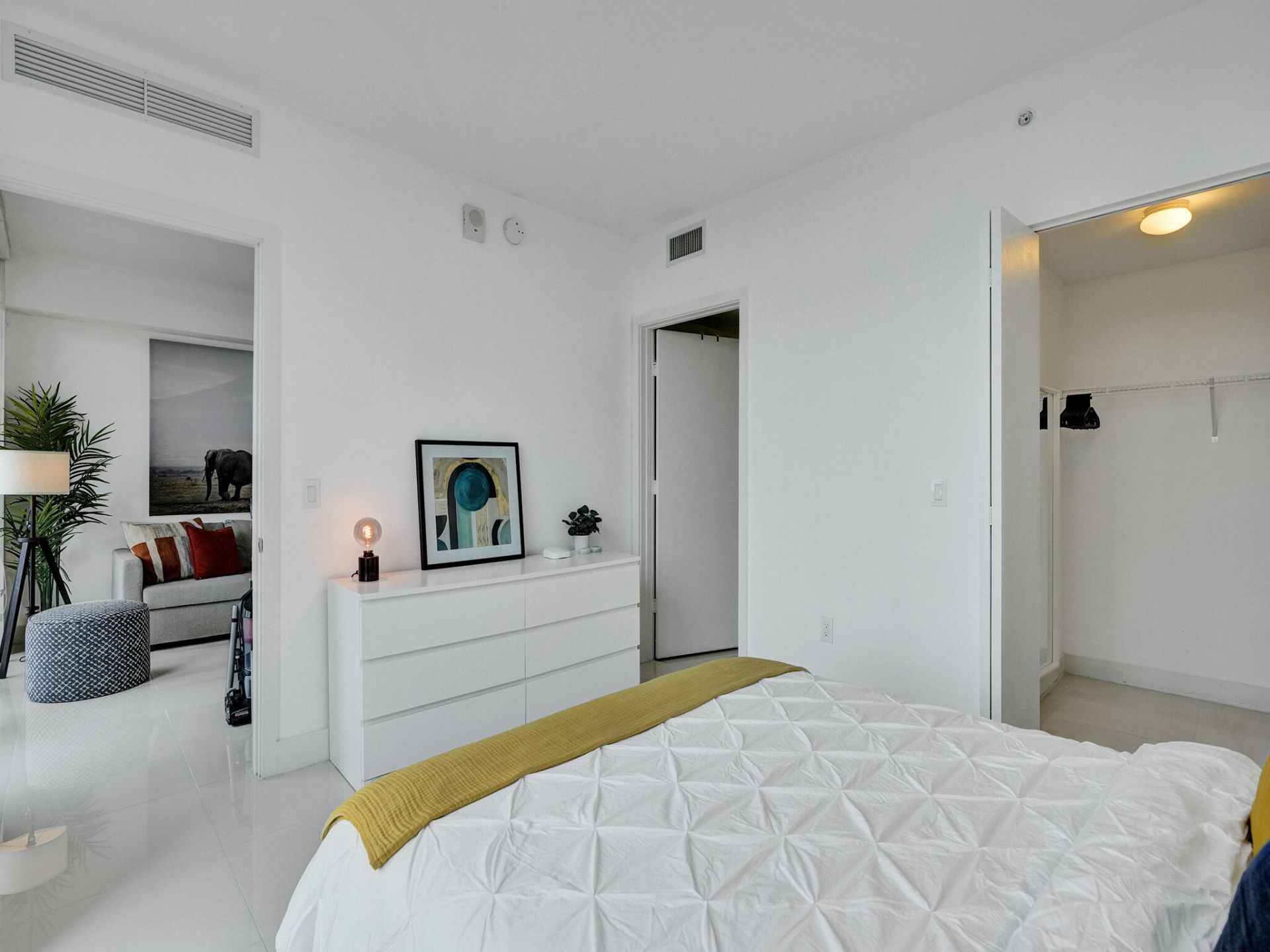 121 NE 34th Street, Unit 1210, Miami, FL 33137 Photo