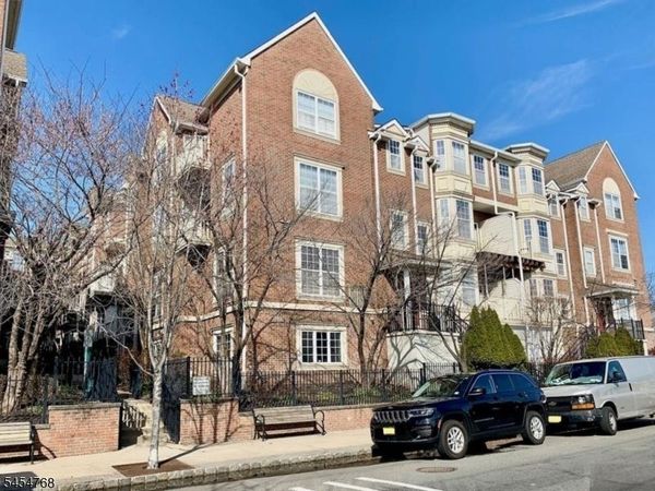 200 Dey St, Harrison, NJ 07029