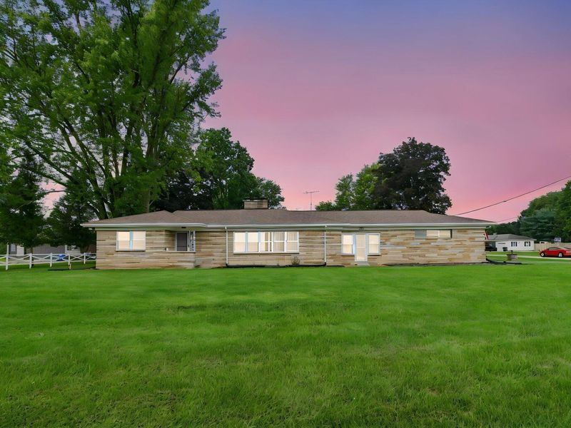 1017 Newark Road , Mount Vernon, OH 43050 Photo 1