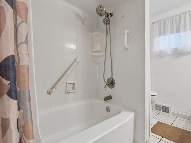 1017 Newark Road , Mount Vernon, OH 43050 Photo 15