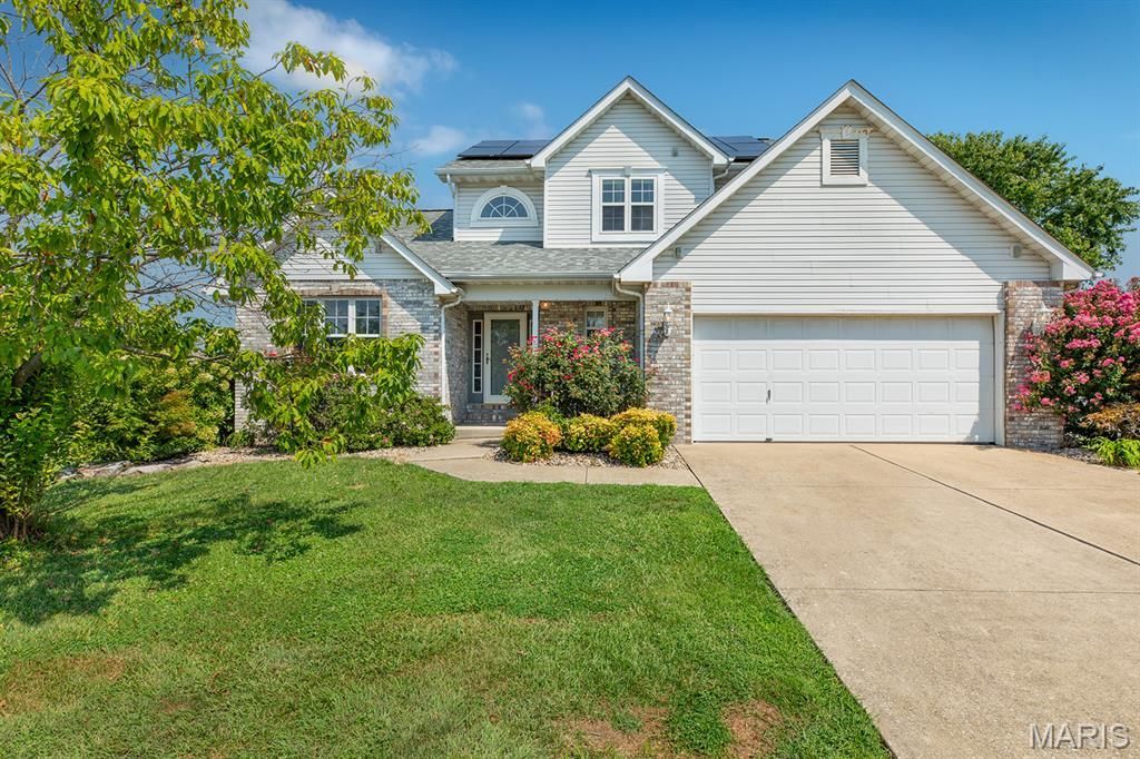 72 Mimosa Drive, Pontoon Beach, IL 62040 Main Photo