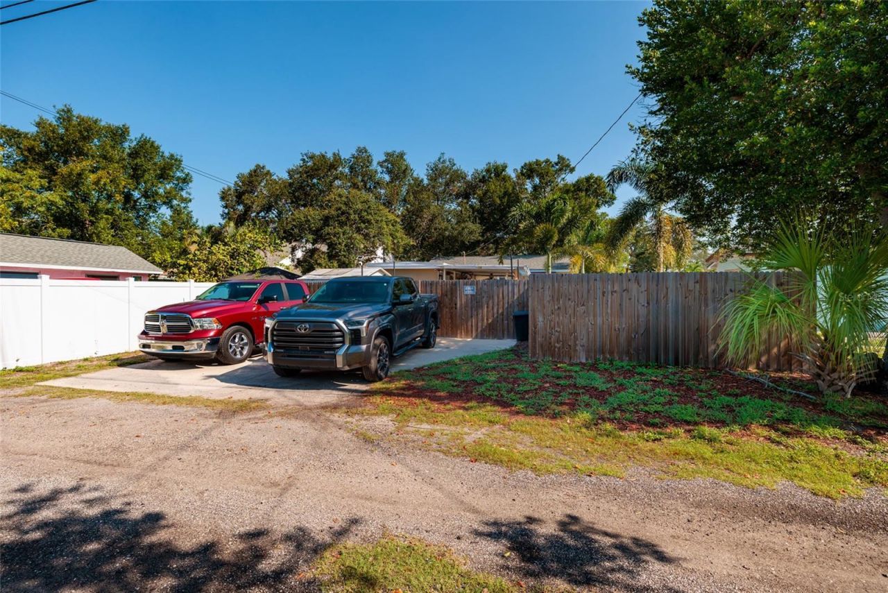 6376 4th Avenue S, Saint Petersburg, FL 33707 Photo