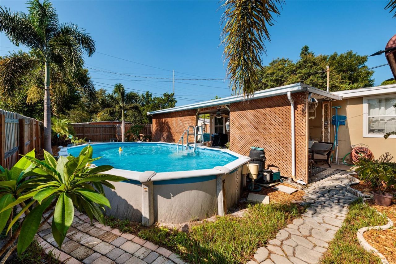 6376 4th Avenue S, Saint Petersburg, FL 33707 Photo