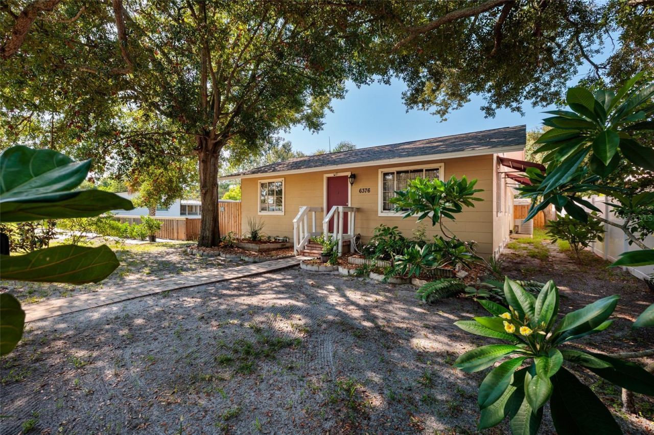 6376 4th Avenue S, Saint Petersburg, FL 33707 Photo