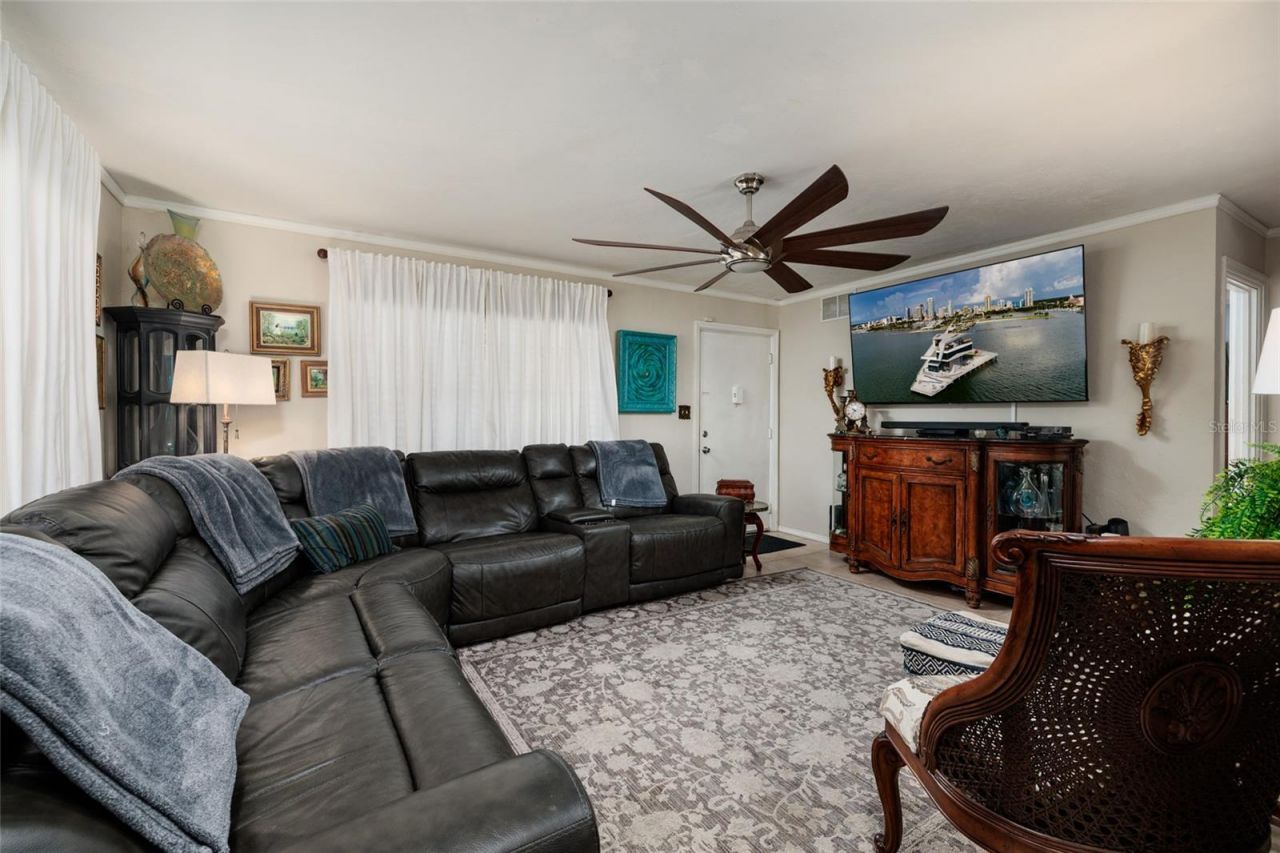 6376 4th Avenue S, Saint Petersburg, FL 33707 Photo