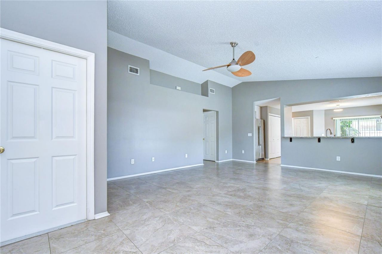 8736 Morrison Oaks Court , Temple Terrace, FL 33637 Photo