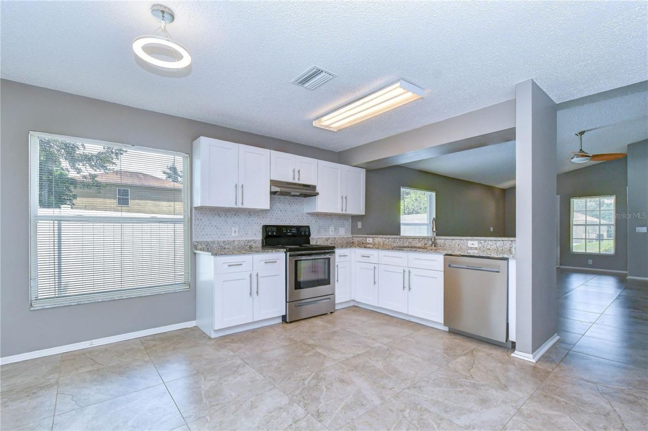 8736 Morrison Oaks Court , Temple Terrace, FL 33637 Photo