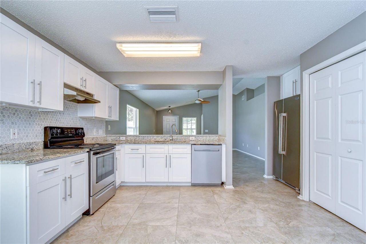 8736 Morrison Oaks Court , Temple Terrace, FL 33637 Photo