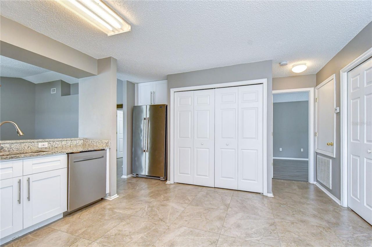 8736 Morrison Oaks Court , Temple Terrace, FL 33637 Photo