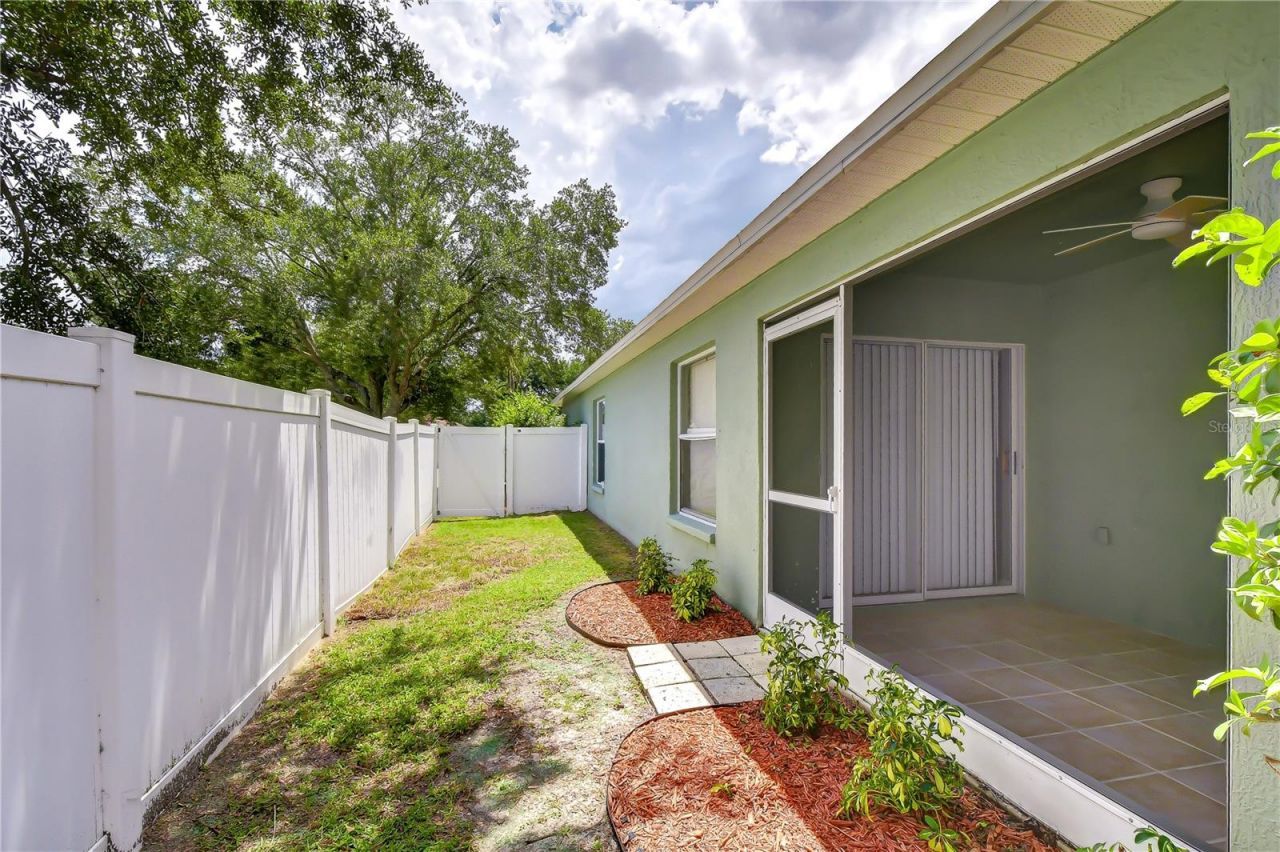 8736 Morrison Oaks Court , Temple Terrace, FL 33637 Photo