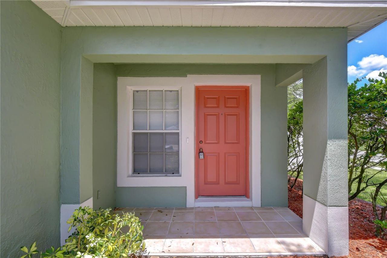 8736 Morrison Oaks Court , Temple Terrace, FL 33637 Photo