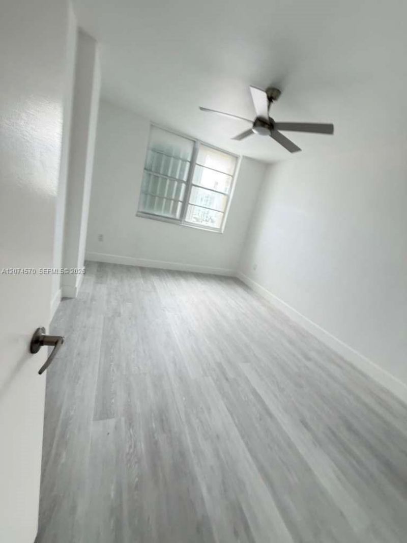 500 Bayview Dr, Unit 1231, Sunny Isles Beach, FL 33160 Photo