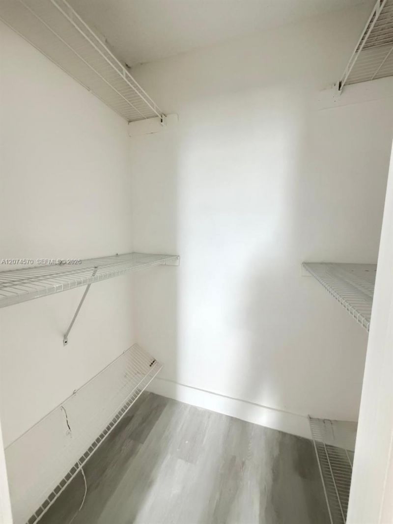 500 Bayview Dr, Unit 1231, Sunny Isles Beach, FL 33160 Photo