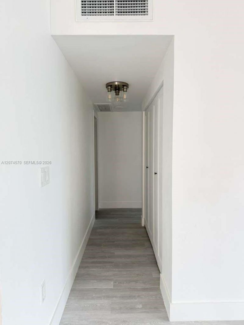 500 Bayview Dr, Unit 1231, Sunny Isles Beach, FL 33160 Photo