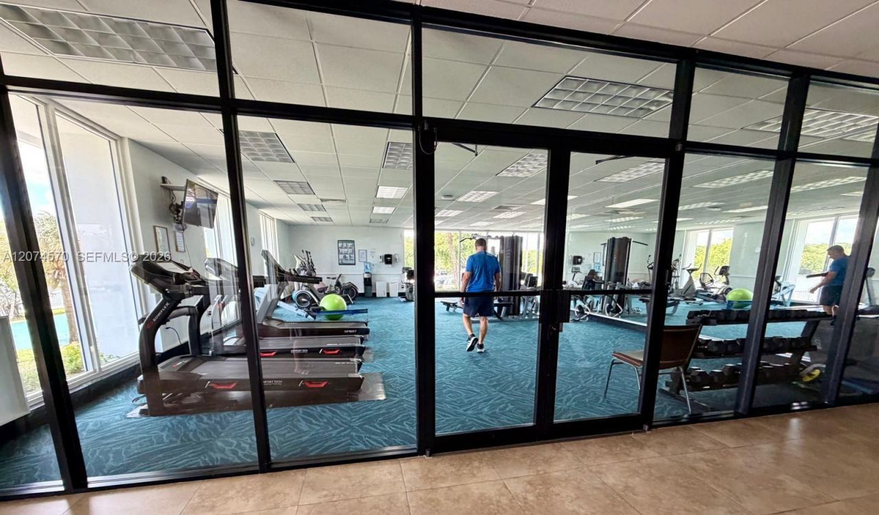 500 Bayview Dr, Unit 1231, Sunny Isles Beach, FL 33160 Photo