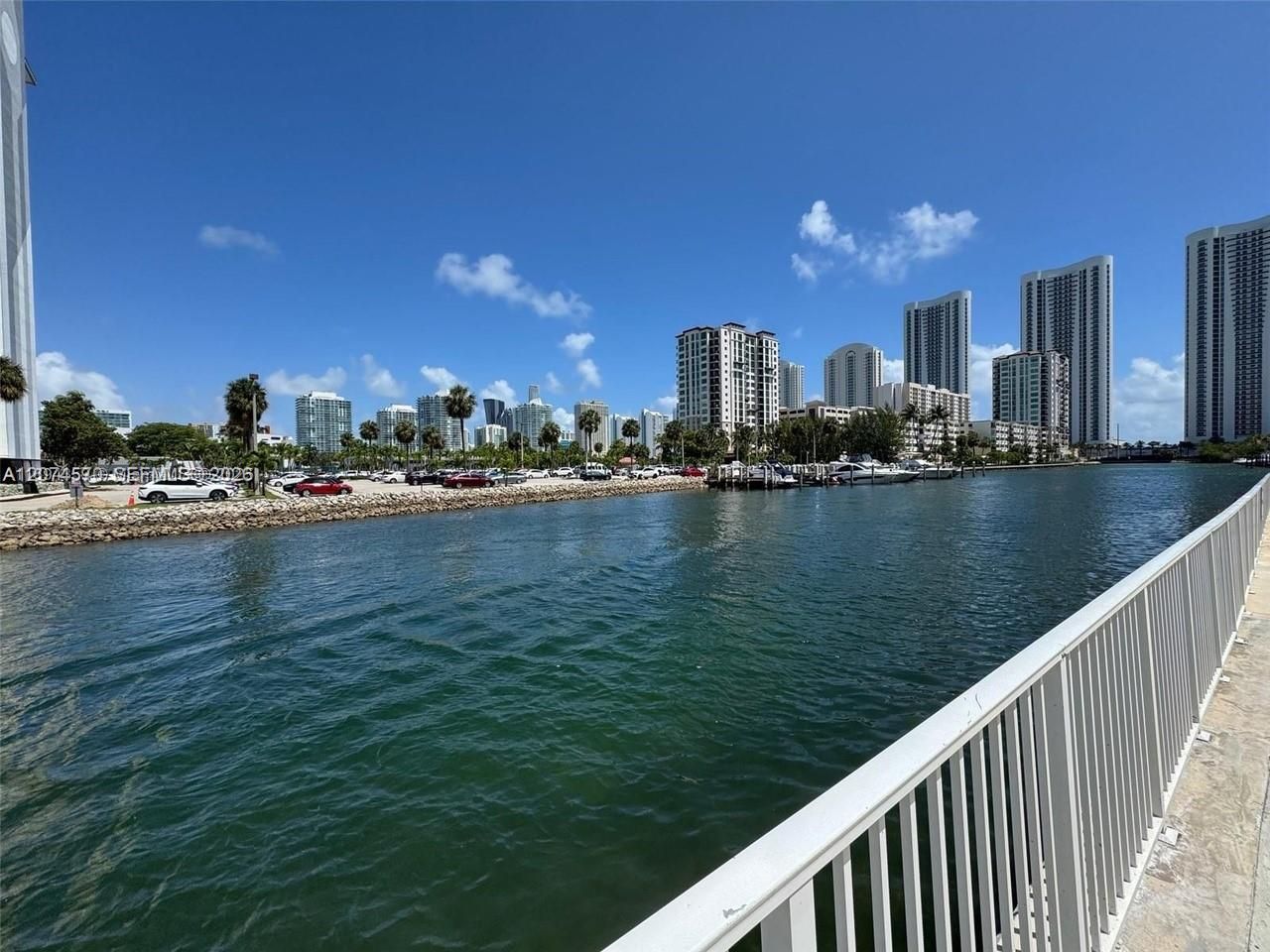 500 Bayview Dr, Unit 1231, Sunny Isles Beach, FL 33160 Photo
