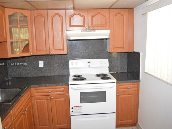 15600 NW 7th Ave , Unit 216, Miami, FL 33169