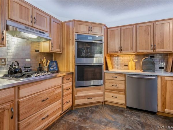 31945 Idle Wild Road, Gravois Mills, MO 65037