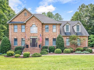 1095 Irvine Drive, Forest, VA 24551