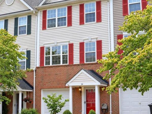 52 QUARTERPOLE COURT, WARRENTON, VA 20186