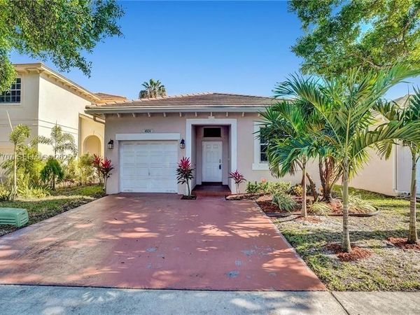 4824 NW 19TH Street, Coconut Creek, FL 33063