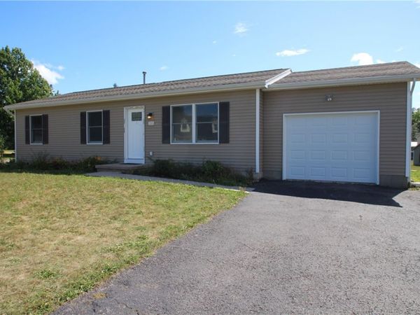 121 Trout, Newark, NY 14513